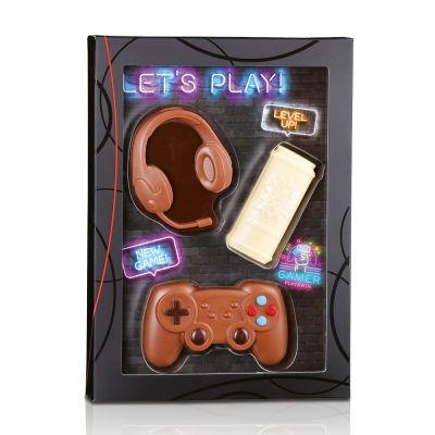 Headset, Game-Controller und Energydrink aus Schokolade