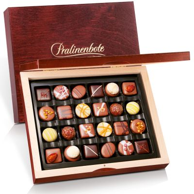 Pralinenwelt Klassiker – 24 handgemachte Premium-Pralinen in edler Holzbox